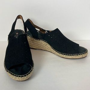 Clarks Unstructured Black Perforated Espadrille Wedge Slingback Comfort Sandals